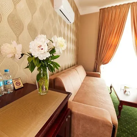 Arcadia Plaza Hotel 4*