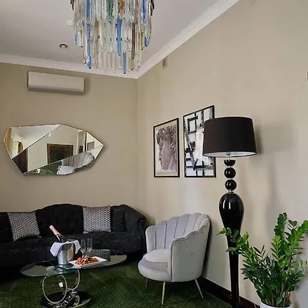 Arcadia Plaza Hotel Odessa