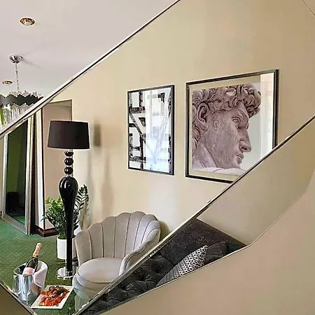 Arcadia Plaza Szálloda Odessza