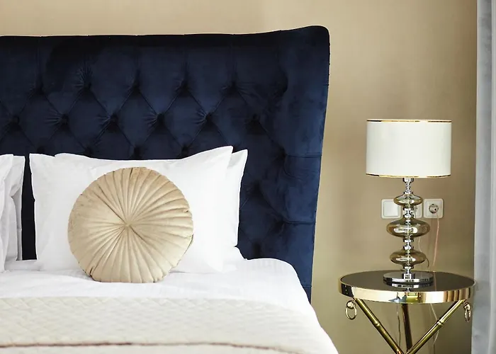 Arcadia Plaza Hotel 4*