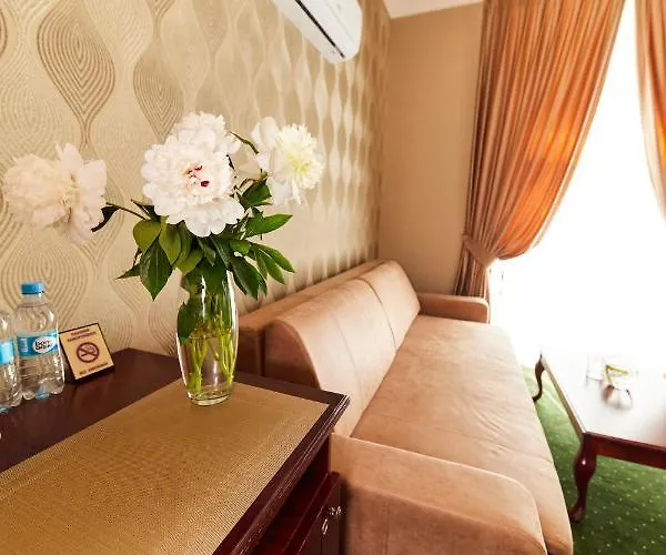 Arcadia Plaza Hotel 4*