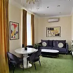 Arcadia Plaza Hotel 4*