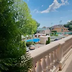 Arcadia Plaza Hotel