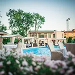 Arcadia Plaza Hotel Odessa