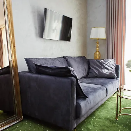 أركاديا بلازا فندق