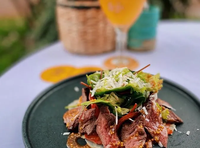 Arcadia Plaza Hotel Odessa